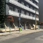Hermina Westend شقة بودابست