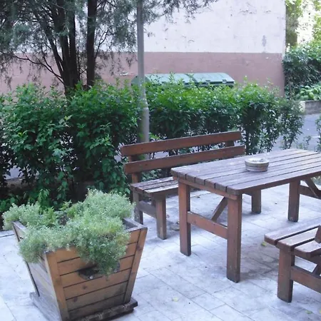 Hermina Apartmanok Victor Hugo Utca * Boedapest
