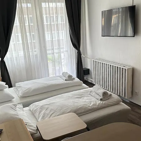 Hermina Apartmanok Victor Hugo Utca *